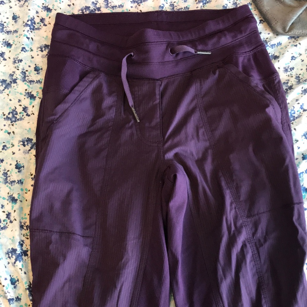 lulu joggers